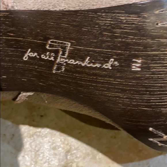 Women’s fringe boots - Picture 2 of 5